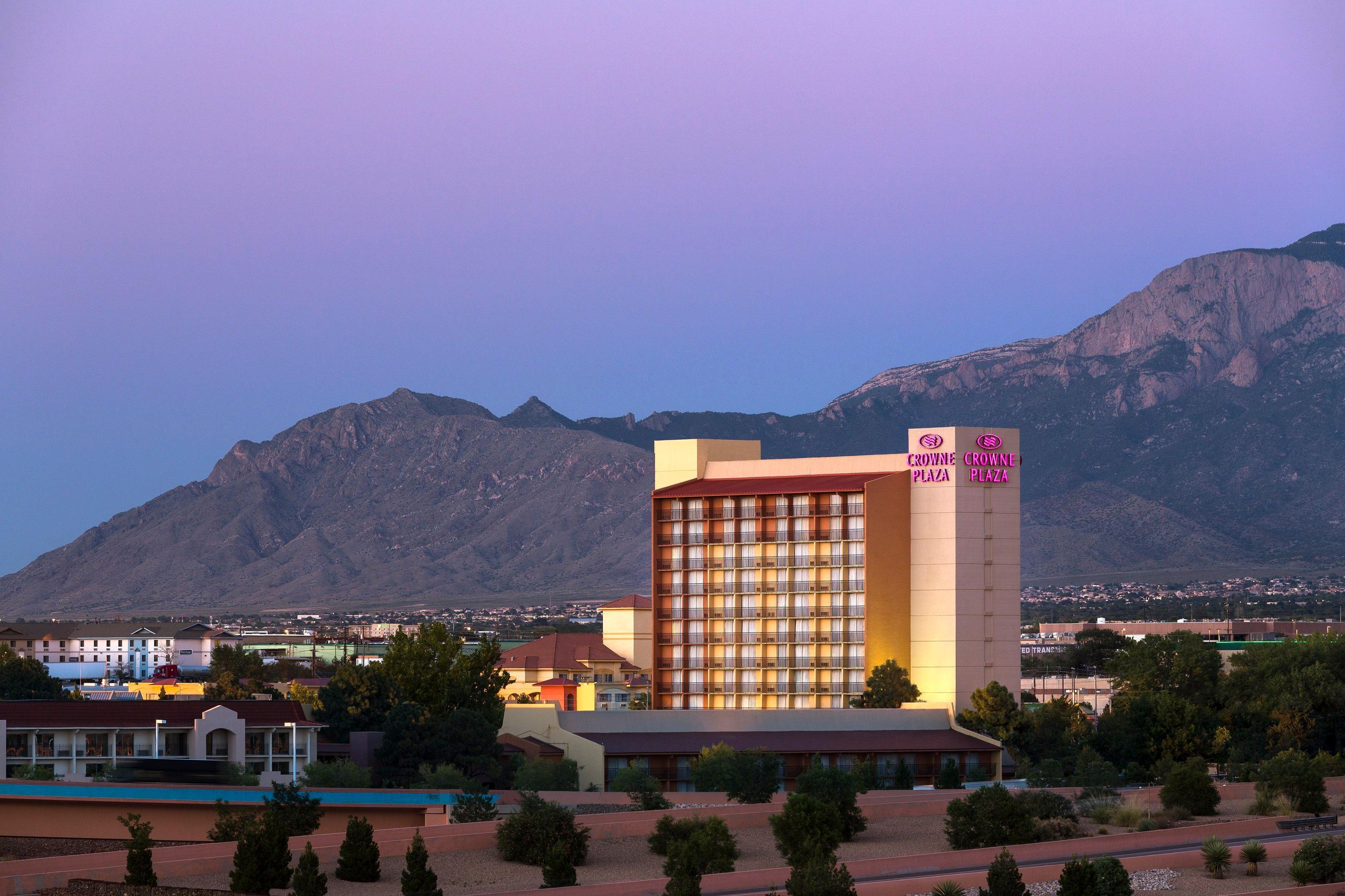 Albuquerque Crowne Plaza By Ihg Hotel Exterior foto