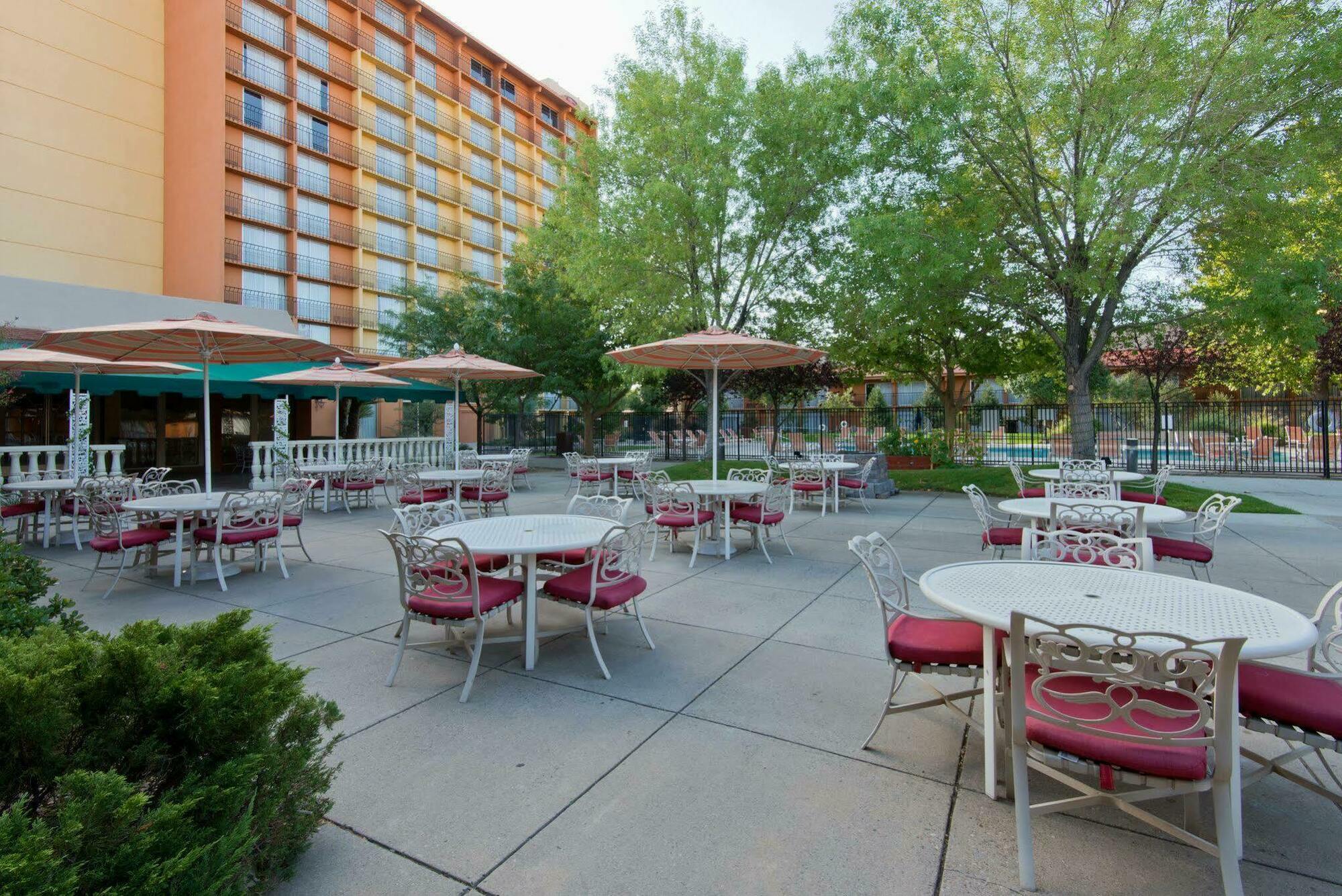 Albuquerque Crowne Plaza By Ihg Hotel Exterior foto